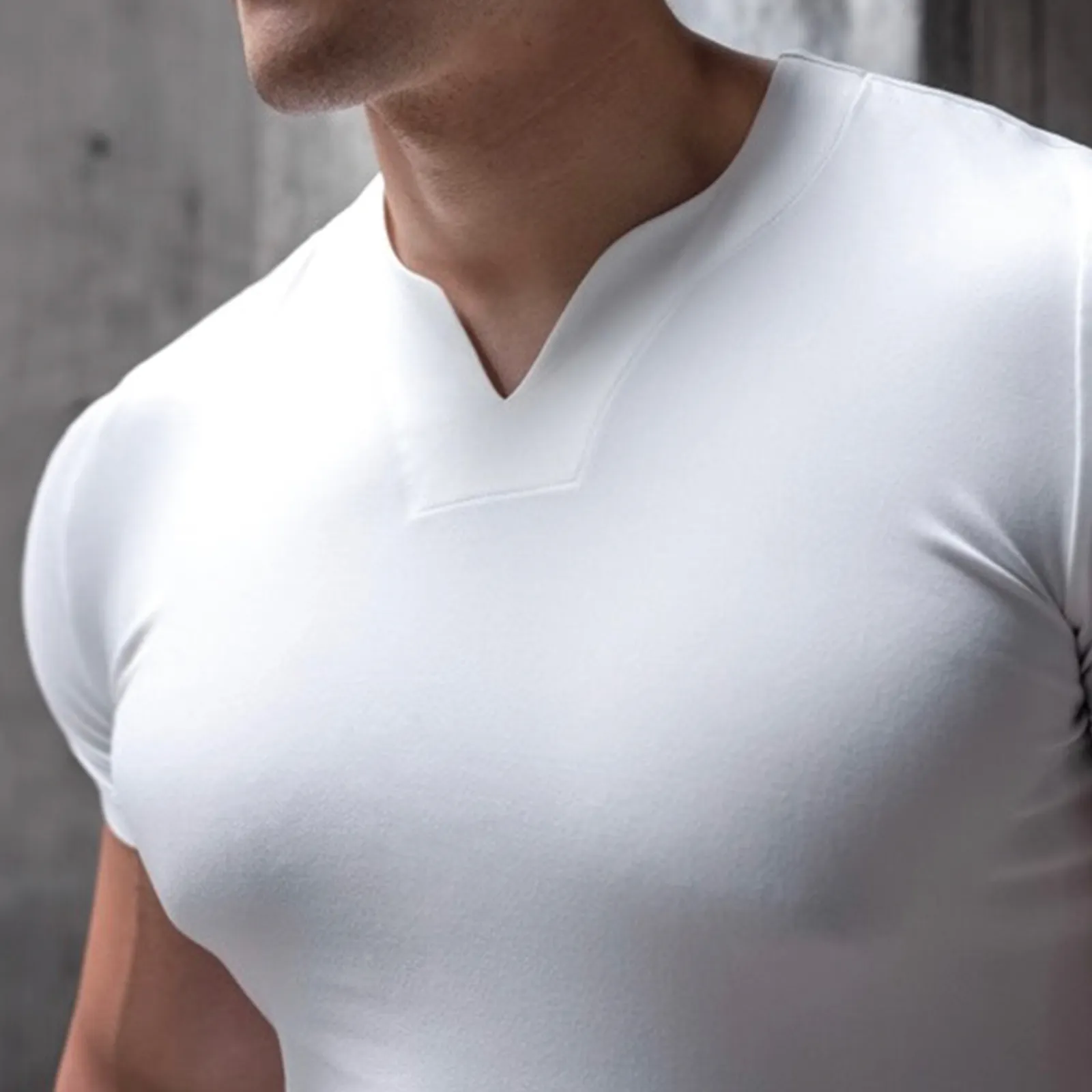 ACTIVE QUICK-DRY HENLEY V-NECK TEE