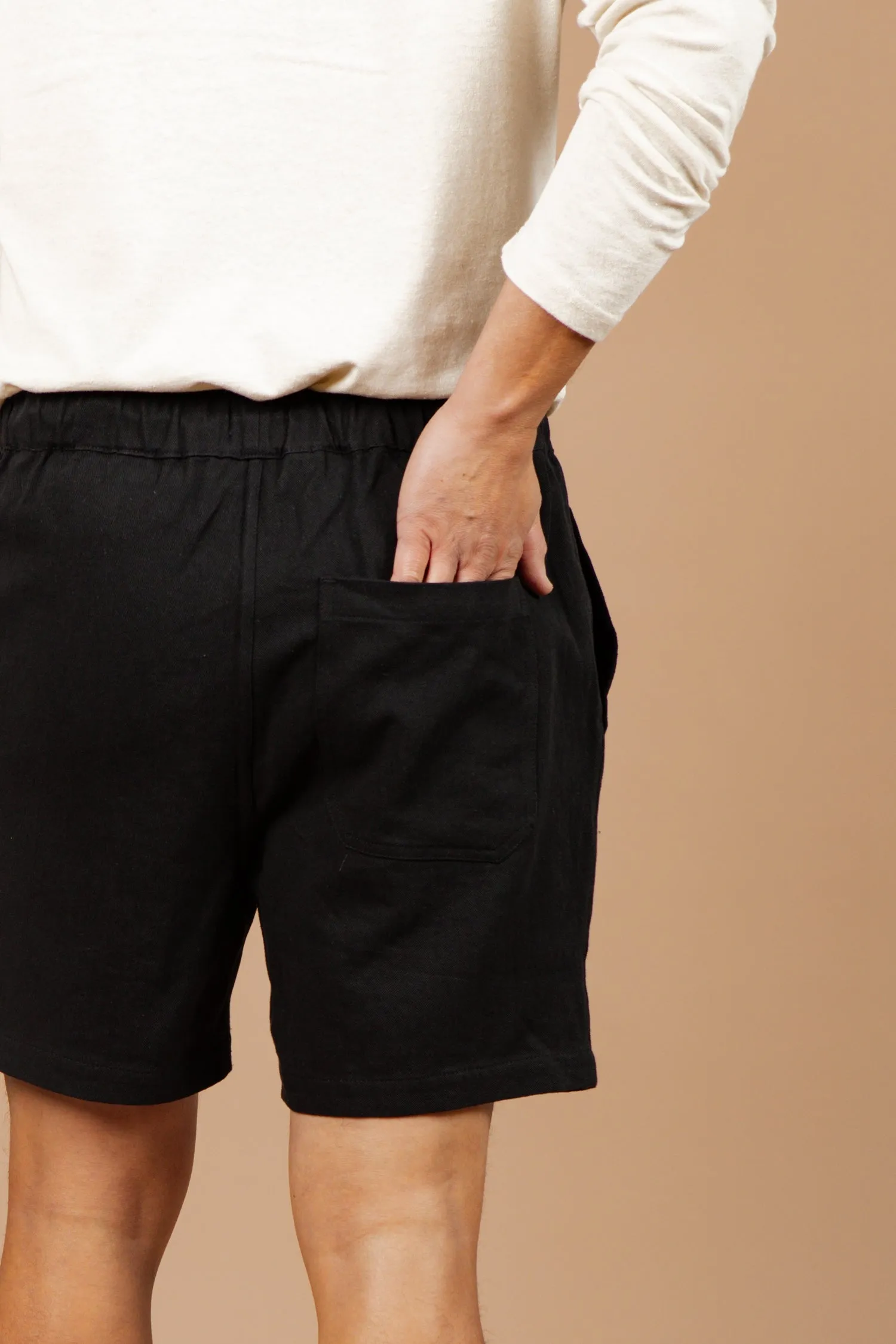 Noah Short / Black