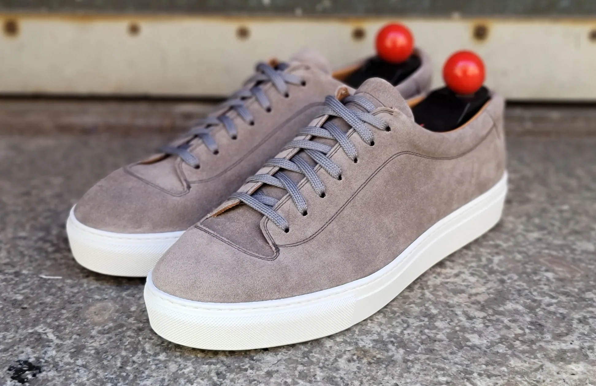 Olympia - Cloud Suede / White Sole