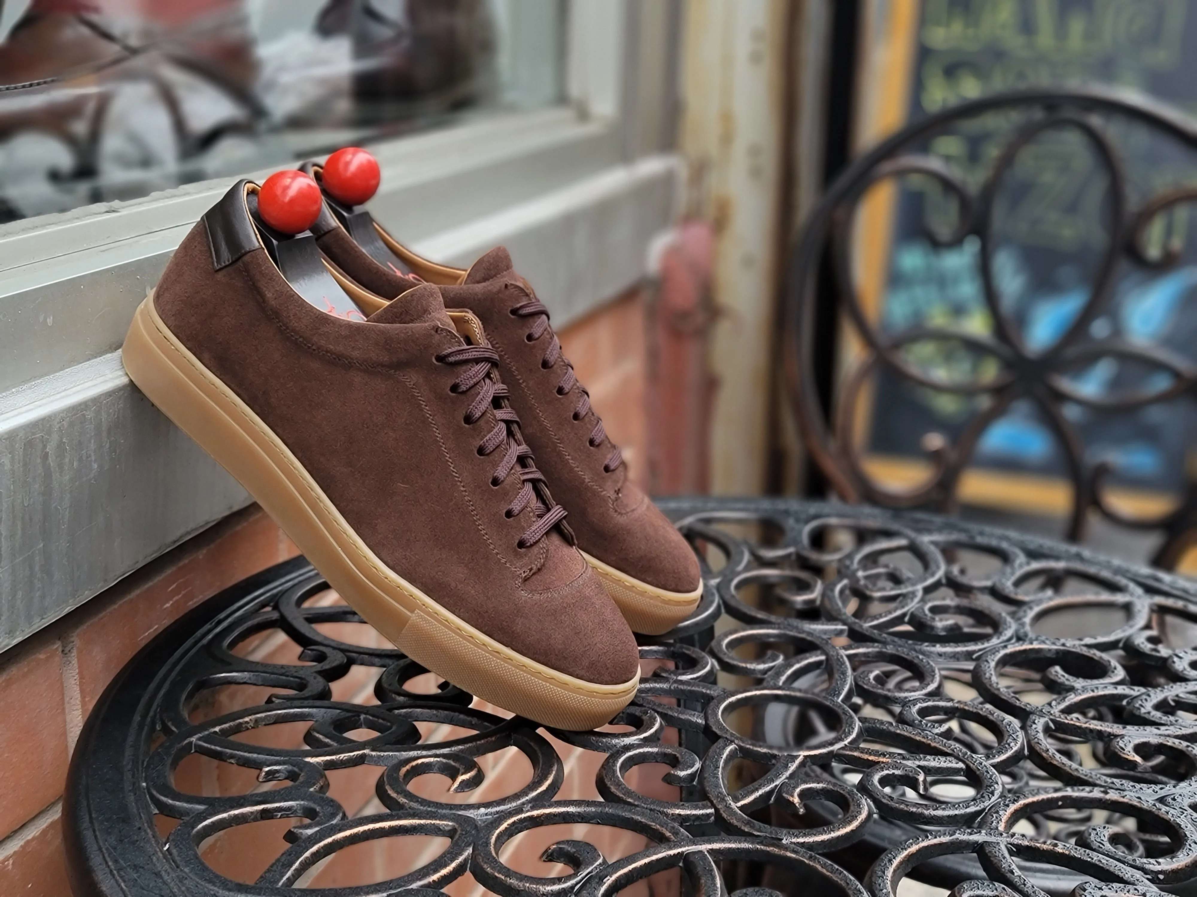 Olympia - Mocha Suede / Gum Sole