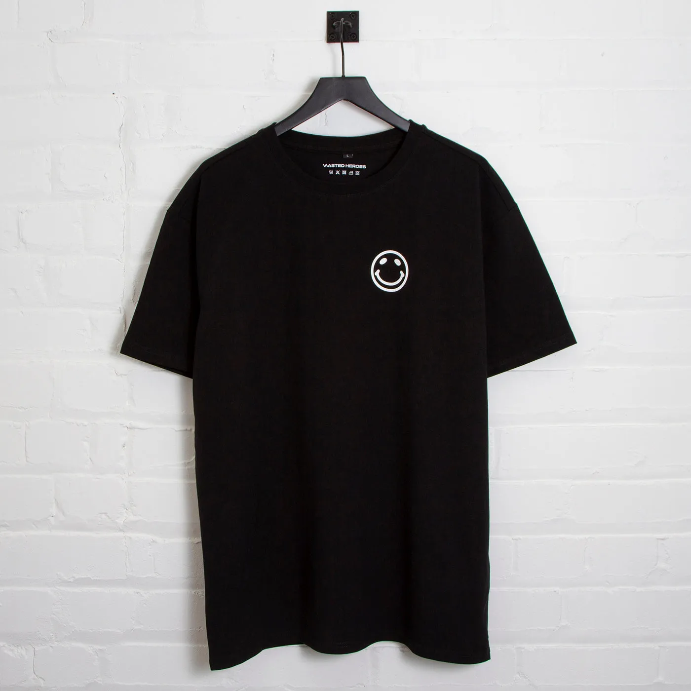 Side Smiley Back - Oversized Tshirt - Black